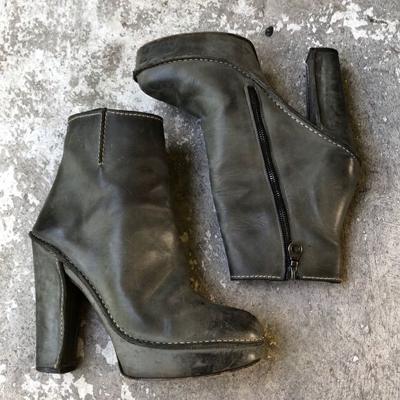 Maison Martin Margiela Boots - Picture 1 of 7
